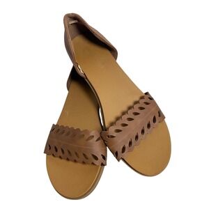 Andiamo Amarshall Sandals Womens 10M Tan‎ Brown Laser Cut Scalloped Flat